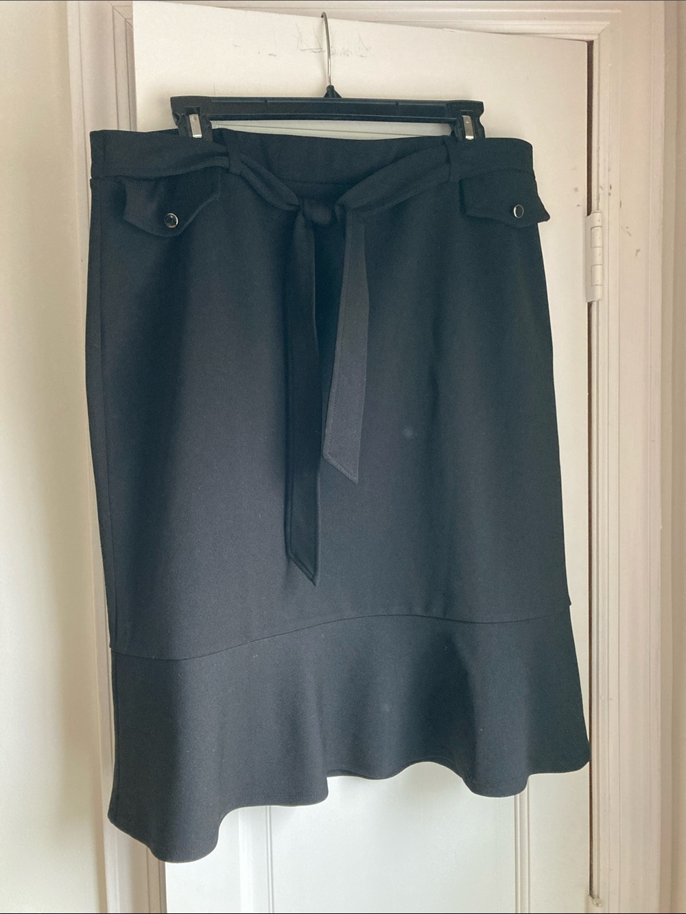 NY Clothing Co. Tie-Waist Black Midi Skirt with Flounce Hem